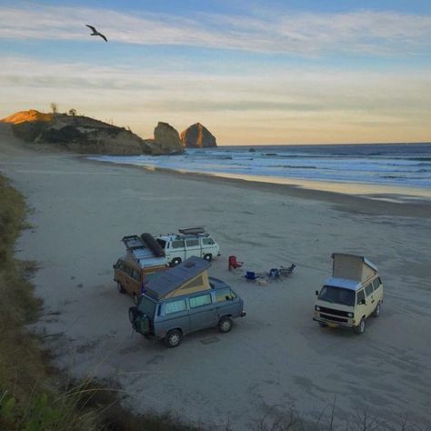 Vw Bus Aesthetic, Vw Minibus, Oregon Winter, Vw T3 Syncro, Vw Westfalia, Vintage Foto's, Combi Volkswagen, Gap Year, Summer Dream