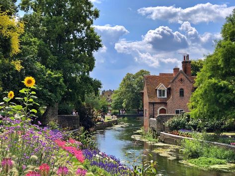 Howl's Moving Castle Movie, Scene Ideas, Canterbury Kent, Forest School Activities, Genius Loci, Visit Places, Travel Uk, Architecture Ideas, Pretty Landscapes