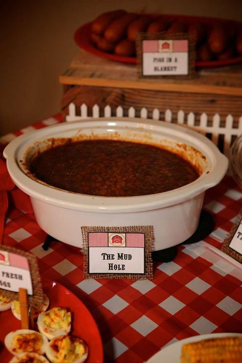 Cowboy Themed Birthday Party Food, 1 St Rodeo Birthday, First Birthday Barnyard Theme, Tractor Themed Party, Farm Theme Food Ideas, My First Rodeo Birthday Boy Food Ideas, Barnyard First Birthday Boys, My First Rodeo Birthday Boy Food, Farm Birthday Food Ideas