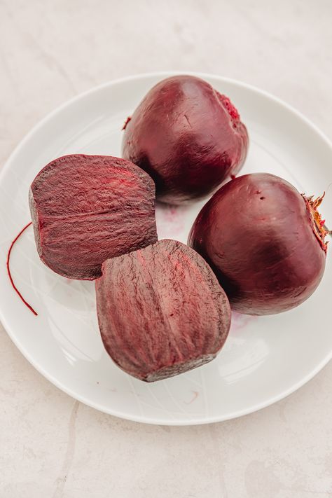 How To Boil Beets - yourcookingbuddy.com How To Peel Beets, How To Boil Beets, Brine Chicken Breast, Boil Carrots, Beetroot Relish, Raw Beets, Boiled Food, Make Hummus, Root Vegetables