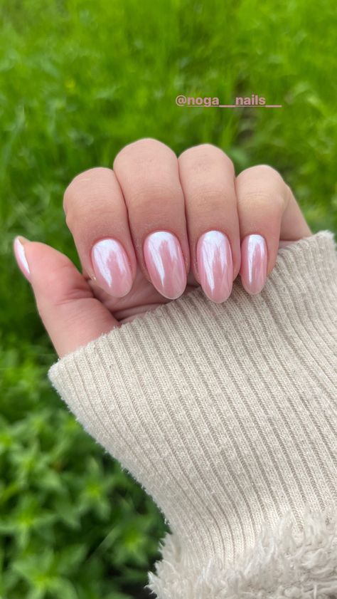 Pink nails with chrome Pink Chrome Nails Dip, Pink Chrome Wedding Nails, Blush Nails With Chrome, Clear And Pink Nails, Ballerina Chrome Nails, Baby Pink Nails With Chrome, Pink Chrome Christmas Nails, Pastel Pink Chrome Nails, Pink Crome Nails Ideas