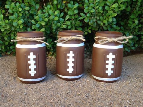 Football Mason Jars, Baby Shower Centerpieces For Boys, Painted Football, Football Centerpieces, Ideas For Baby Shower, Football Baby Shower, Football Crafts, Sports Theme Birthday, Cowboy Baby Shower