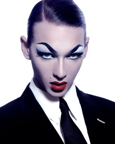 Year in review: Violet's photoshoots as Current Reigning! - Album on Imgur Violet Chachki, Drag Make-up, Rupaul Drag Queen, Drag Queen Makeup, Drag King, Drag Makeup, Queen Makeup, Rupaul Drag, Stage Makeup