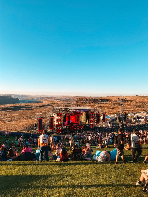 Spiritual Festival, Bass Canyon, Festival Drinks, Sunset Music Festival, Music Festival Aesthetic, Festival Aesthetic, Washington Travel, Underground Music, Edm Festival