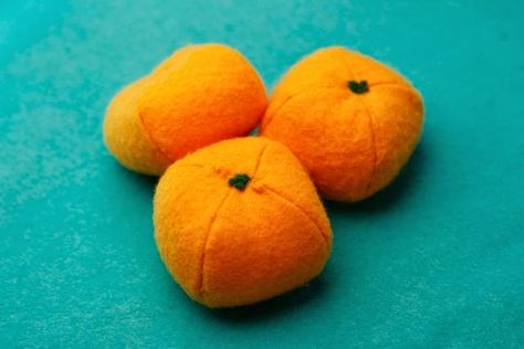 Felt Mandarin Tutorial, Felt fruit patterns, felt Citrus pattern, felt play food DIY, felt food  Tangerine pattern Hand Sewing Tutorials, Diy Felt Play Food, Play Food Diy, Diy Play Food, Felt Food Pattern, Easy Hand Sewing, Felt Orange, Citrus Pattern, Felt Food Diy