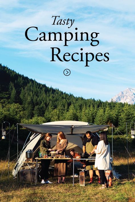 Camping Recipes Dinner, Fresh Herb Salad, Open Fire Cooking, Easy Camping Meals, Survival Skills Life Hacks, Campfire Food, Cookout Food, Campfire Cooking, Fire Cooking