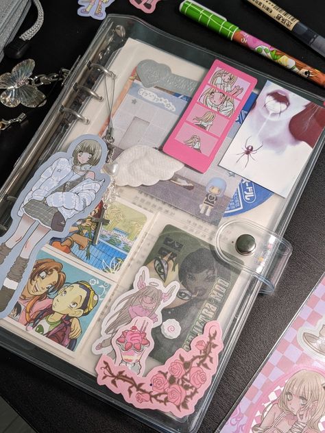 Transparent Binder, Vlogging Aesthetic, Binder Journal, Pretty School Supplies, Hello Kitty Crafts, Iphone Obsession, Commonplace Book, Folder Design, Cute Journals