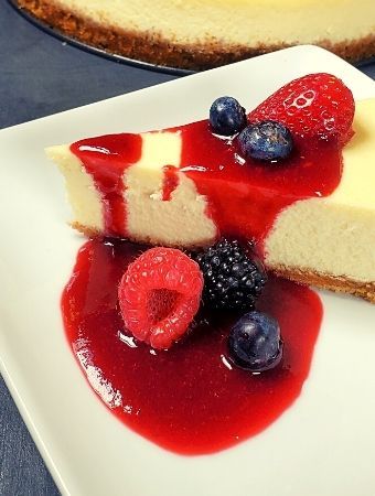 Mixed Berry Sauce - Coulis - Whisking Up Yum Cheesecake Deserts, Fun Cheesecake Recipes, Moist Lemon Pound Cake, Cheesecake Recipes Easy Homemade, Creamy Cheesecake Recipe, Guava Cake, Berry Coulis, New York Style Cheesecake, Berry Sauce