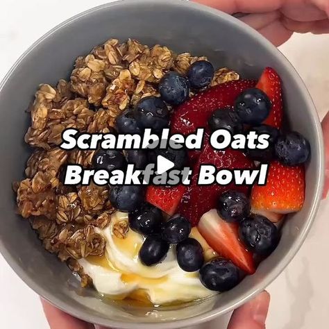 EatingWell on Instagram: "All you need are two ingredients to make these fiber-packed scrambled oats—yes you read that right! SCRAMBLED oats! Dietitian @jesseball1 can't get enough.   #dietitianeats #oats #bananas #scrambledoats" Skinnytaste Overnight Oats, Protein Scrambled Oats, Balanced Oatmeal Breakfast, Scrambled Oats No Banana, Oatmeal Scramble, Scrambled Oats Recipe, Oatmeal Bowls Breakfast, Baked Oats Protein, Low Calorie Baked Oats