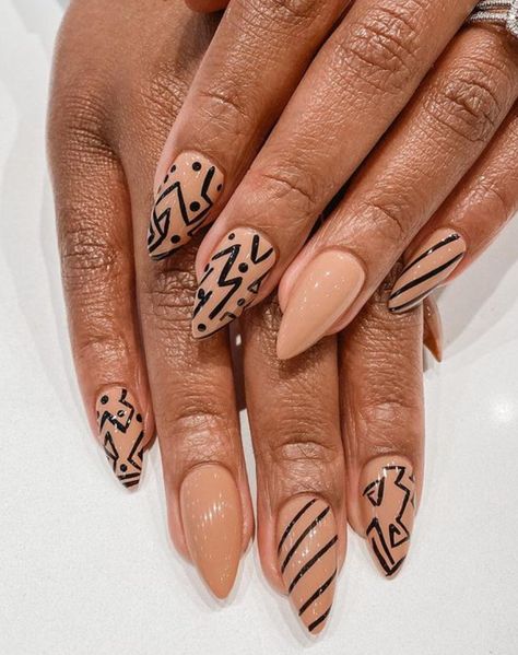 October Inspired Nails, Classy Almond Nails, Sassy Nails, Nail Candy, Fall Acrylic Nails, Dope Nail Designs, Black Nail Designs, Almond Acrylic Nails, Black Nail