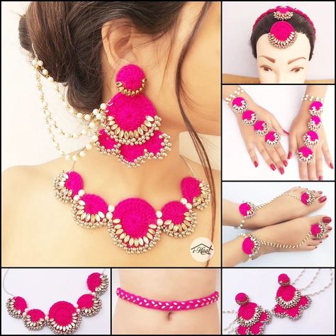 Items included: ❤️ Necklace ❤️ Jhumka with Sahara ❤️ Matha Patti ❤️ 2 Hathphool ❤️ 2 Ring Anklets ❤️ Waist belt Color customisation available 🔥 If you are planning your Haldi/Mehndi or baby shower ceremony.. Here's what you are searching for.. You can't miss this Beautiful Pink Jewellery Set adorned with lots of Kundan and ghungroo 🔥 This set is one of our most loved jewellery set worldwide and is available in 2 colors: ❤️ Vibrant Pink ❤️ Haldi Yellow Visit indiashaat.com for mo... Pink Jewellery Set, Pink Jewellery, Pink Jewelry Set, Matha Patti, Mehndi Ceremony, Indian Bridal Makeup, Hindu Wedding, Indian Wedding Decorations, Jewellery Set