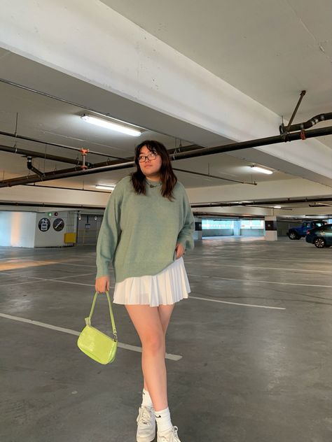 Light Green Purse Outfit, Sage Skirt Outfit, Sage Green Sweater Outfit, Green Shoulder Bag Outfit, Sage Green Skirt Outfit, Mint Sweater Outfit, Green Tennis Skirt Outfit, Green Purse Outfit, Sage Green Skirt