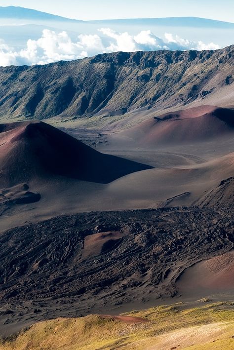 Most people know Haleakala National Park for its incredible views of the sunrise and sunsets, but did you know that it's also home to a volcanic crater? Haleakala is one of the world's largest dormant volcanoes, and while it's not currently active, it's definitely worth a visit if you're in Maui. The park is full of hiking trails and beautiful scenery, so head over to experience Volcanic Pacific beauty at its finest! 📸: Jeff King Cowboy Town, Beach Canopy, Beach Shade, Haleakala National Park, Hiking Essentials, Island Paradise, Maui Hawaii, Travel Adventure, Travel Aesthetic