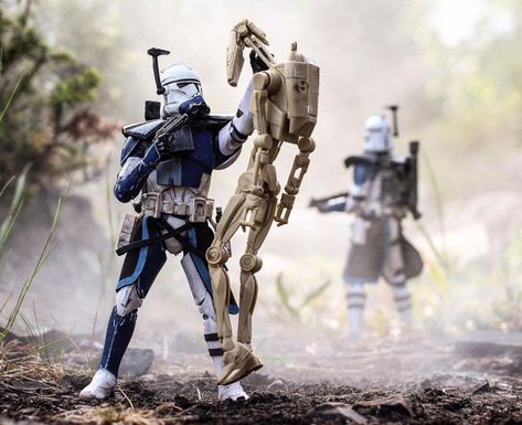 Star Wars Time on Instagram: “Awesome shot of some killer looking custom Troopers! Image from @joshdeleff 💪🏻 #starwarstimeshow OG caption-> ・・・ “Where is Grievous!?” -…” Star Wars Trooper, Funko Pop Toys, Clone Troopers, Action Photography, Toy Photography, Star Wars Battlefront, Star Wars Black Series, Lego Photography, Figure Photography