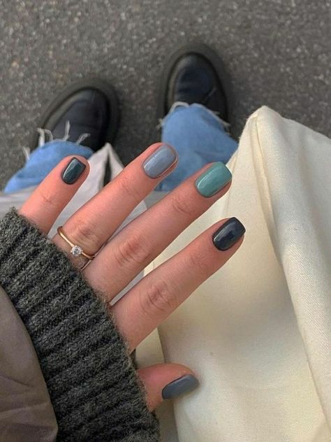 Multiple Colored Nails, Mix Matched Nails, Different Colour Nails, Mismatch Nails, Mixed Color Nails, Multicoloured Nails, Trip Nails, Multi Colored Nails, Two Color Nails