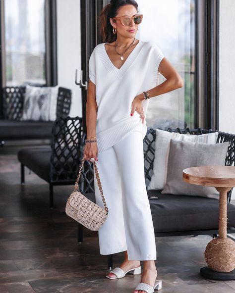 Luxury Summer Loungewear Pants, Chic Off White Loungewear Pants, Classy Loungewear Summer, Effortless Summer Loungewear Pants, Trendy Fine Knit Loungewear Top, Cream Summer Loungewear Tops, Elevated Loungewear Outfits, Lounge Wear Outfit Ideas, Lucy Whims