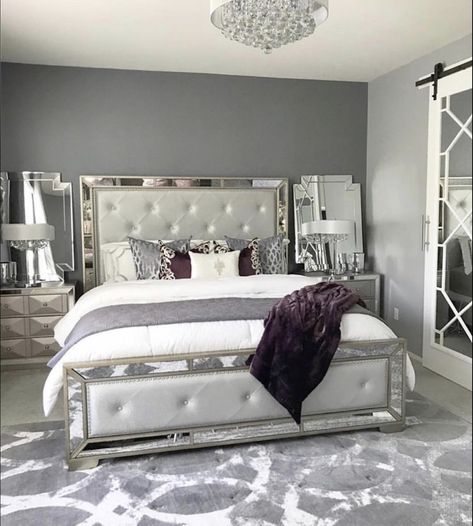 Bedroom Set Decor, Glam Bedroom Decor, Amazing Bedroom Designs, Silver Bedroom, Beautiful Bedrooms Master, Glam Bedroom, Set Decor, Apartment Decor Inspiration, Master Bedrooms