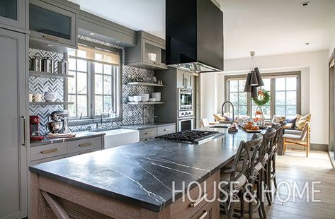 Island With Cooktop And Seating, Island With Cooktop, Kitchen Island With Cooktop, Kitchen Hood Design, Island Cooktop, Top Kitchen Trends, Kitchen Vent Hood, Modern Contemporary Kitchen, Unique Kitchen Design