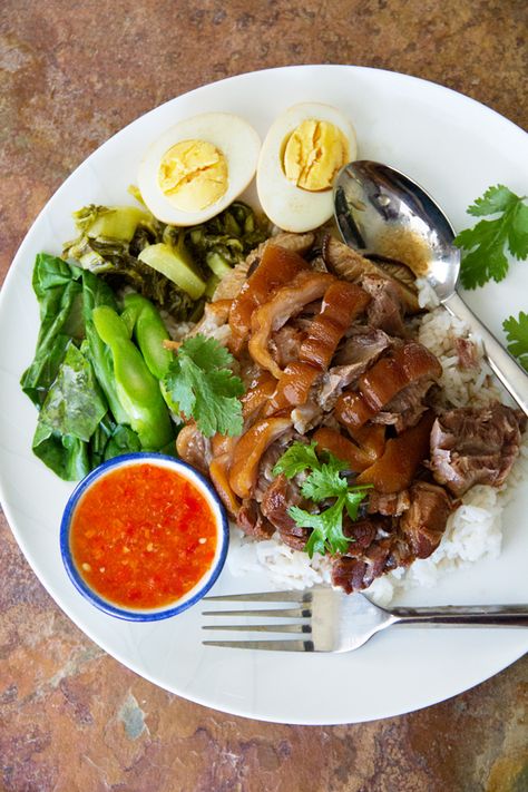 nongs khao man gai and khao kha mu Khao Man Gai, Garlic Vinegar, Thai Pork, Stewed Pork, Pickled Mustard Greens, Vinegar Sauce, Pork Hock, Pork Leg, Thai Foods