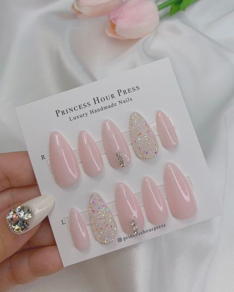 Crystal Princess, Princess Hours, Press Nails, Salon Nails, Birthday Captions Instagram, Nail Techniques, Birthday Captions, Cute Gel Nails, Kawaii Nails