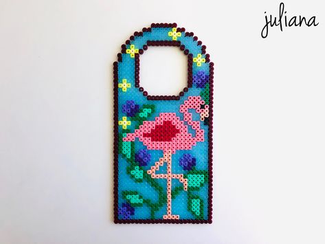 Perler Door Hanger, Perler Bead Door Hanger, Bead Door, Hamma Beads Ideas, Easy Perler Bead Patterns, Melty Bead Patterns, Pearl Beads Pattern, Perler Ideas, Easy Perler Beads Ideas