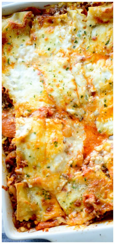 Trisha Yearwood's Spinach Casserole, Trisha Yearwood Recipes Cowboy Lasagna, Trisha’s Southern Kitchen Recipes, Lasagne Casserole Recipe, Trisha Yearwoods Cowboy Lasagna, Trisha Yearwood Spinach Casserole, Texas Lasagna Recipe, The Food Network Recipes, Cowboy Cooking Recipes