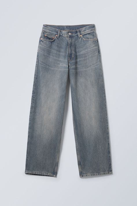 Rail Mid Loose Straight Jeans - Trove Blue - Weekday Loose Straight Jeans, Swedish Street Style, Weekday Jeans, Streetwear Men Outfits, Other Outfits, Jeans Online, Mid Rise Jeans, Shirts & Tops, Straight Leg Pants