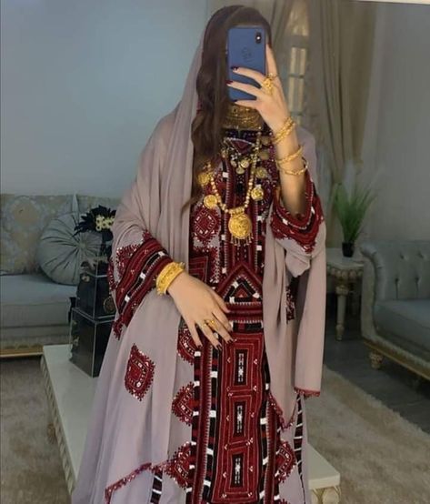 Balochi Jewellery, Cultural Clothes, Latest Abaya, Hijabi Wedding, Balochi Dress, Abaya Hijab, Pakistani Fashion Casual, Stylish Short Dresses, Afghan Clothes