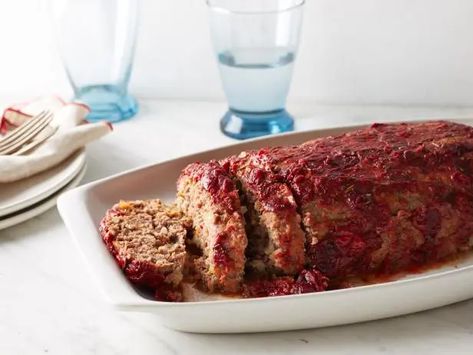 Turkey And Beef Meatloaf, Cranberry Meatloaf, Cranberry Glaze, Turkey Meatloaf Recipe, Turkey Cranberry, Turkey Meatloaf Recipes, Beef Meatloaf, Sweet Potato Recipes Casserole, Turkey Meatloaf