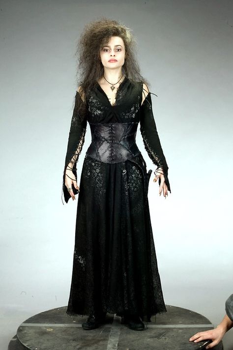 Bellatrix Lestrange Fugative From Azkaban and is Hot ;) Bellatrix Le Strange Costume, Bellatrix Lestrange Halloween Costume, Bellatrix Lestrange Halloween, Bellatrix Cosplay, Bellatrix Lestrange Cosplay, Belatrix Lestrange, Bellatrix Lestrange Costume, Harry Potter Bellatrix Lestrange, Harry Potter Halloween Party