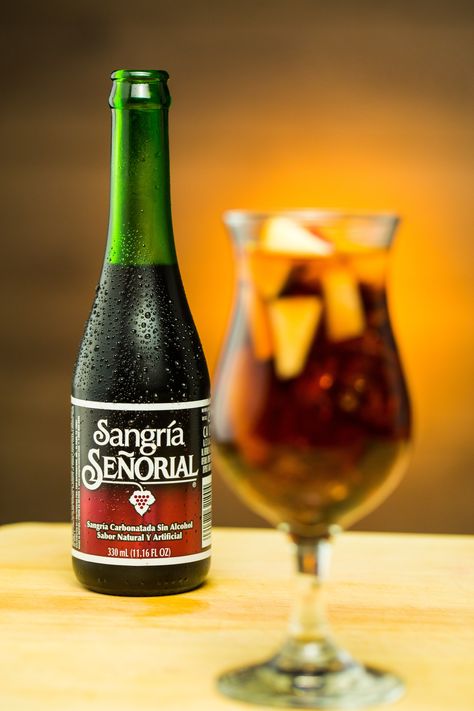 Sangria Soda, Sangria Bottle, Mexican Drinks, Non Alcoholic Beer, Soda Drink, Soda Bottles, Mexican Food Recipes Authentic, Non Alcoholic, Sangria