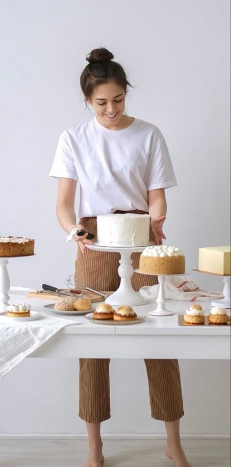 Baking Poses Reference, Cake Business Photoshoot, Cake Business Photoshoot Ideas, Baker Portrait Photography, Bakery Owner Photoshoot, Home Bakery Photography, Cake Artist Photoshoot, Pastry Chef Photoshoot Ideas, Cake Baker Photoshoot Ideas