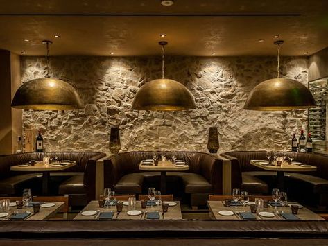 Pizza Restaurant Design Interior Ideas, Italian Restaurant Design, Woodfired Pizza, Brooklyn Design, Alessandro Del Piero, Rustic Cafe, Stone Wall Design, Cladding Design, Soccer Star