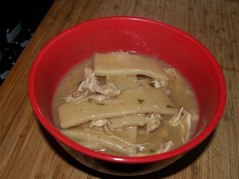 Chicken and Slicks, looks like my grandma's dumplings!!!  She didn't use the thyme and added a small amount of carrot celery and onion. Hillbilly Food, Roaster Oven Recipes, Chicken And Pastry, Appalachian Recipes, Cooks Country, Cooks Country Recipes, Homemade Chicken And Dumplings, Homemade Egg Noodles, Pasta Noodle Recipe