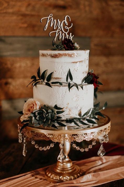 Wedding Cake 2 Tier Rustic, Wedding Rustic Cake, Boho Small Wedding Cake, Rustic Small Wedding Cake, Fall Wedding Cakes Rustic 2 Tier, Wedding Cake Semi Naked, Simple Fall Wedding Cakes 2 Tier, Rustic Simple Wedding Cake, Wedding Cake Western