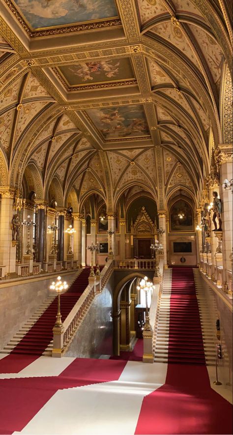 The most aesthetic parlement building that I have ever seen #aesthetic #architecture #ceiling #ballroom, marketing, french style ceiling, social, instagram filler photo's, budapest bucketlist Aesthetic Ballroom, French Palace Aesthetic, Ball Room Aesthetic Dancing, Ballroom Stairs, Nisha Core, Victorian Ballroom Aesthetic, Castle Ceiling, Ballroom Ceiling, Ballroom Interior