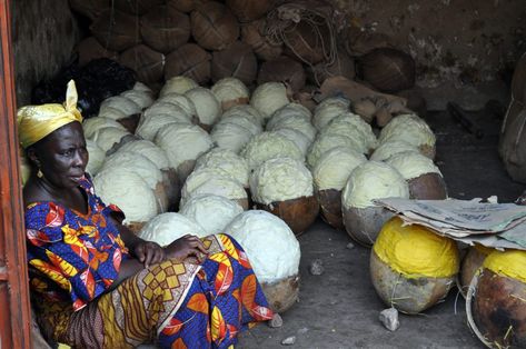 Black African Hair, Shea Butter Face, Shea Butter Benefits, Shea Butter Recipes, 3b Hair, Shea Butter Hair, Black Hair Growth, Unrefined Shea Butter, Face Skin Care