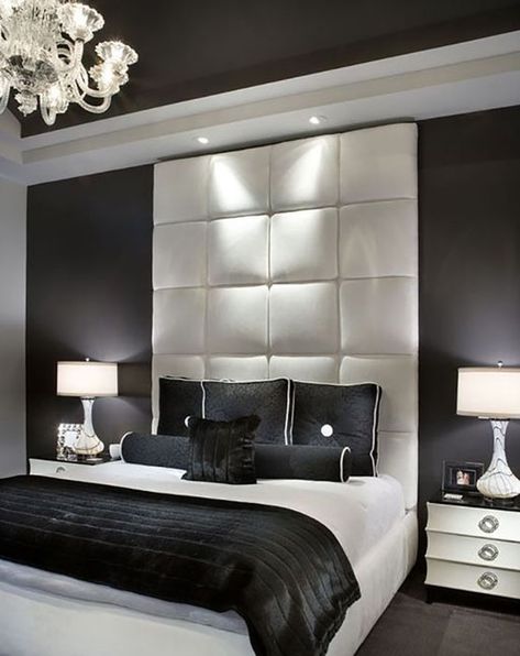 Contemporary bedroom with black walls and white bed frame and tufted headboard Hollywood Glamour Bedroom, Contemporary Guest Bedroom, Glamour Bedroom, Glam Bedroom Ideas, Top Bathroom Design, Black Bedroom Design, Glamourous Bedroom, Glam Bedroom, Black Bedroom