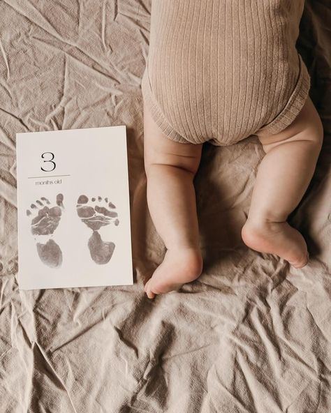 Hope everyone is enjoying their weekend and if you’re not, hopefully this little cutie will put a smile on your face 😁 Happy 3 months @thelifeofsjc #milestonecards #babymilestones #babymilestonecards #babyboy #babyfootprints #babygrowth #momtobe #mumtobe #pregnancy Baby milestone cards , baby inkless milestone cards , special keepsakes, gifts for new mums. Happy One Month, One Month Baby, Baby Monthly Milestones, Baby Milestone Cards, 3 Month Baby, Baby Growth, Baby Footprints, Baby Milestone, Milestone Cards