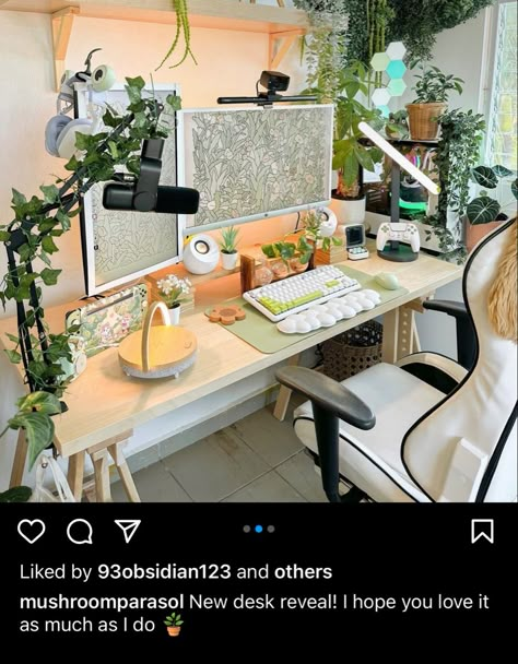 Green Pc Build, Green And White Pc Setup, Sage Green Gaming Setup, Green Gaming Setup, Green Pc, Cozy Desk, Desk Layout, Art Studio Space, Gamer Room Decor