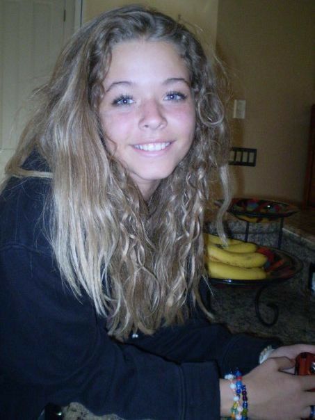 Obx Character, Sasha Pieterse, Blonde Hair Shades, Girl Next Door, Pretty Little Liars, Celebrities Female, Pretty People, Blonde Hair, Beautiful People