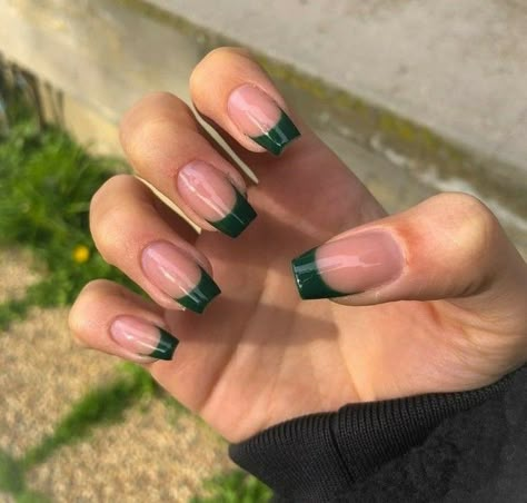 Dark Green With Black Nails, Foundation And Concealer Application, Simple Green Nails Square, Pretty Acrylic Nails Green, Green Acrylic French Tips, Clean Asethic Nails, Pretty Green Nail Designs, Green Tip Nails Coffin, Green French Tips With Design