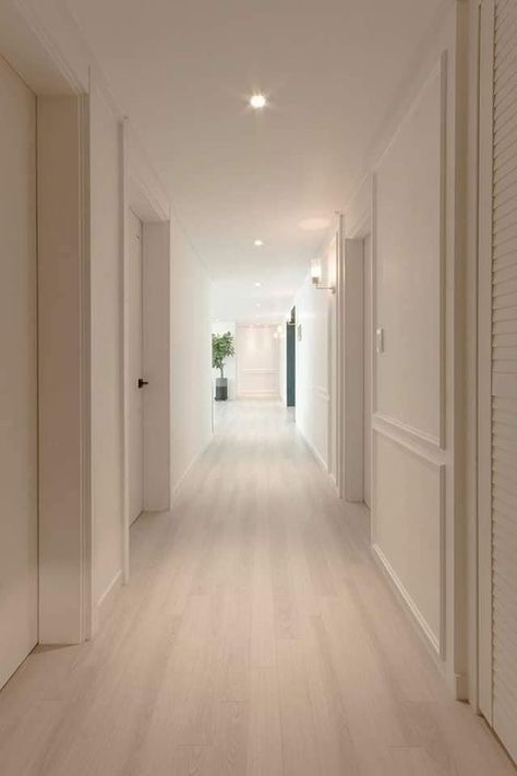 Wooden Flooring For Bedroom, Light Wooden Floor, Wooden Floors, Living Room Design Decor, Teen Bedroom Decor, Room Design Bedroom, Dream House Interior, Living Room Decor Apartment, House Entrance