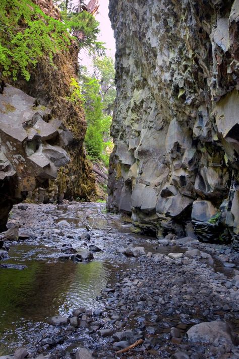 10. Boulder Cave (near Naches) Seattle Living, Lynnwood Washington, Washington Road Trip, Camping In Washington State, Mt Rainer, Washington Trip, Enchanting Places, Washington Vacation, Washington State Travel