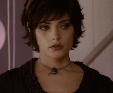 Alice Twilight, Twilight Photos, Alice Cullen, Twilight Film, Images Kawaii, Ashley Greene, The Twilight Saga, Pixie Cut, Eminem