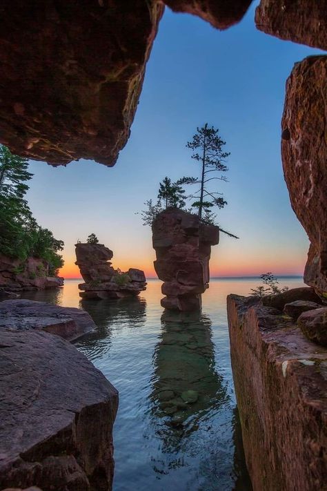 Apostle Islands Wisconsin, Bayfield Wisconsin, Apostle Islands National Lakeshore, Apostle Islands, Minecraft Inspiration, Wisconsin Travel, Bryce Canyon National Park, 2025 Vision, 2024 Vision