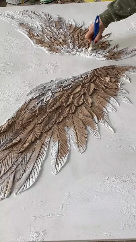 Clip | VK Angel Wing Diy, Wing Painting, Angel Wings Painting, Nature Canvas Painting, Angel Wings Drawing, Diy Angel Wings, Sculpture Art Projects, Wings Drawing, Metal Wings