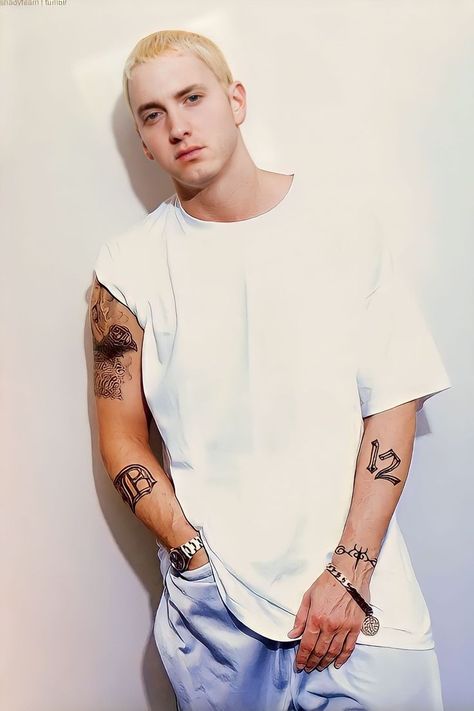 Eminem Tattoo, Eminem Style, Eminem Pictures, He Is So Fine, Eminem Wallpapers, Cherry Tattoos, Real Slim Shady, Eminem Photos, Bret Michaels