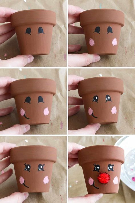 Clay Pot Faces Diy, Gingerbread Terra Cotta Pots, Christmas Painted Flower Pots, Flower Pot Painting Ideas Christmas, Mini Terra Cotta Pot Crafts Christmas, Diy Terracotta Pots, Diy Terracotta Pots Paint Ideas, Christmas Painted Pots, Step By Step Christmas Painting