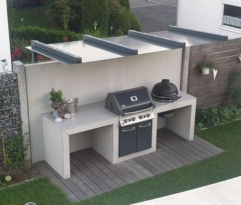 Small Backyard Decks, Small Bbq, Rooftop Patio Design, Outdoor Grill Area, Barbecue Garden, Outdoor Bbq Area, Outdoor Barbeque, Outdoor Bbq Kitchen, Outdoor Kitchen Patio